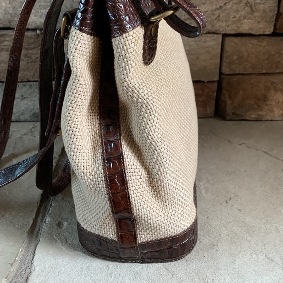 Copy - BRAHMIN leather and woven  purse - Picture 7 of 11